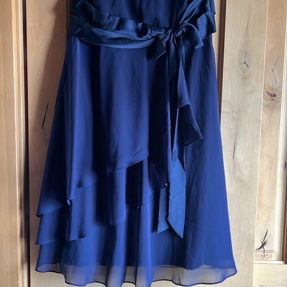 Brand new Chaps blue layered with bow dress size 10 - Picture 6 of 9